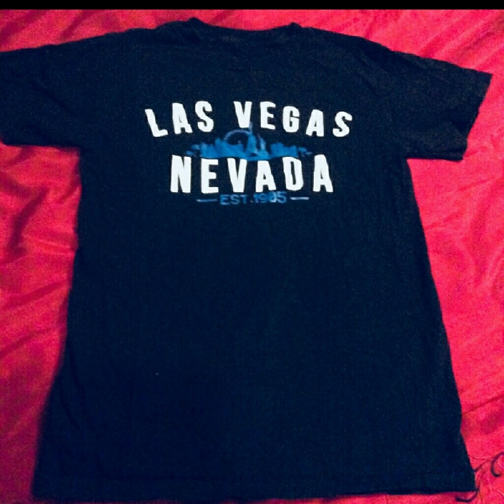 Boy's LAS VEGAS NEVADA T-SHIRT..